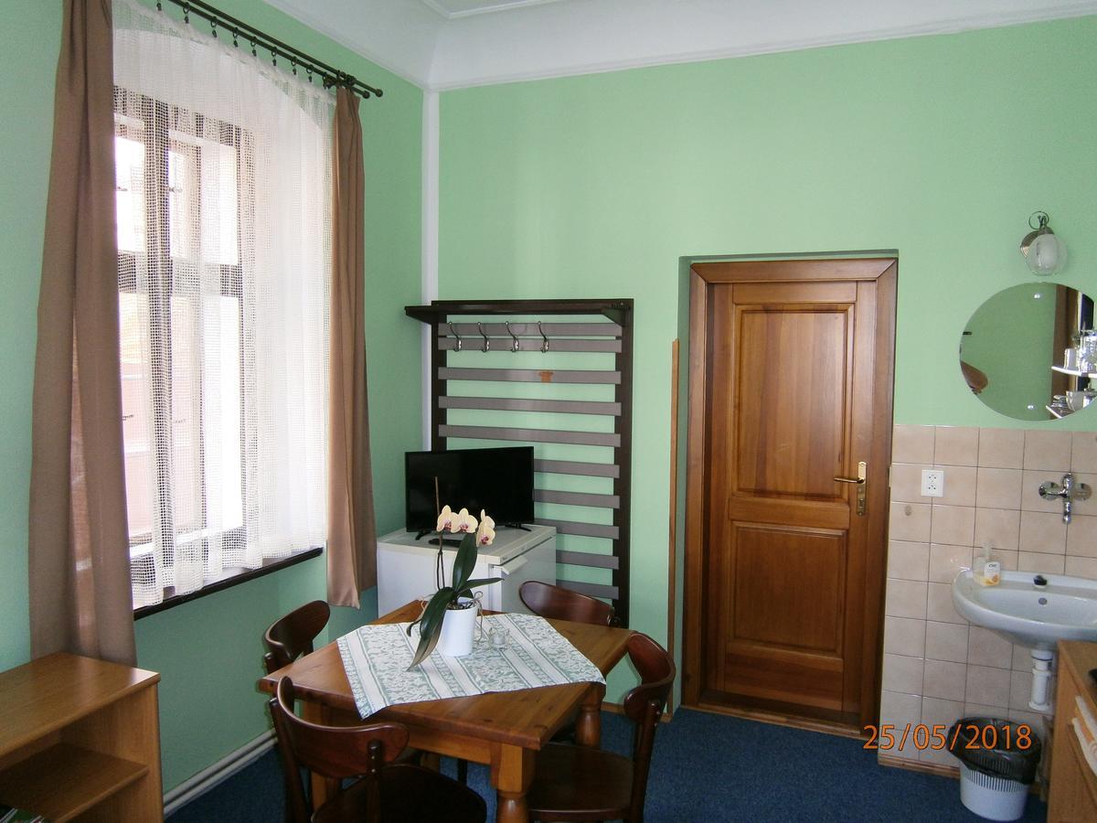 Penzion Koudela Ceska Kamenice Exterior foto