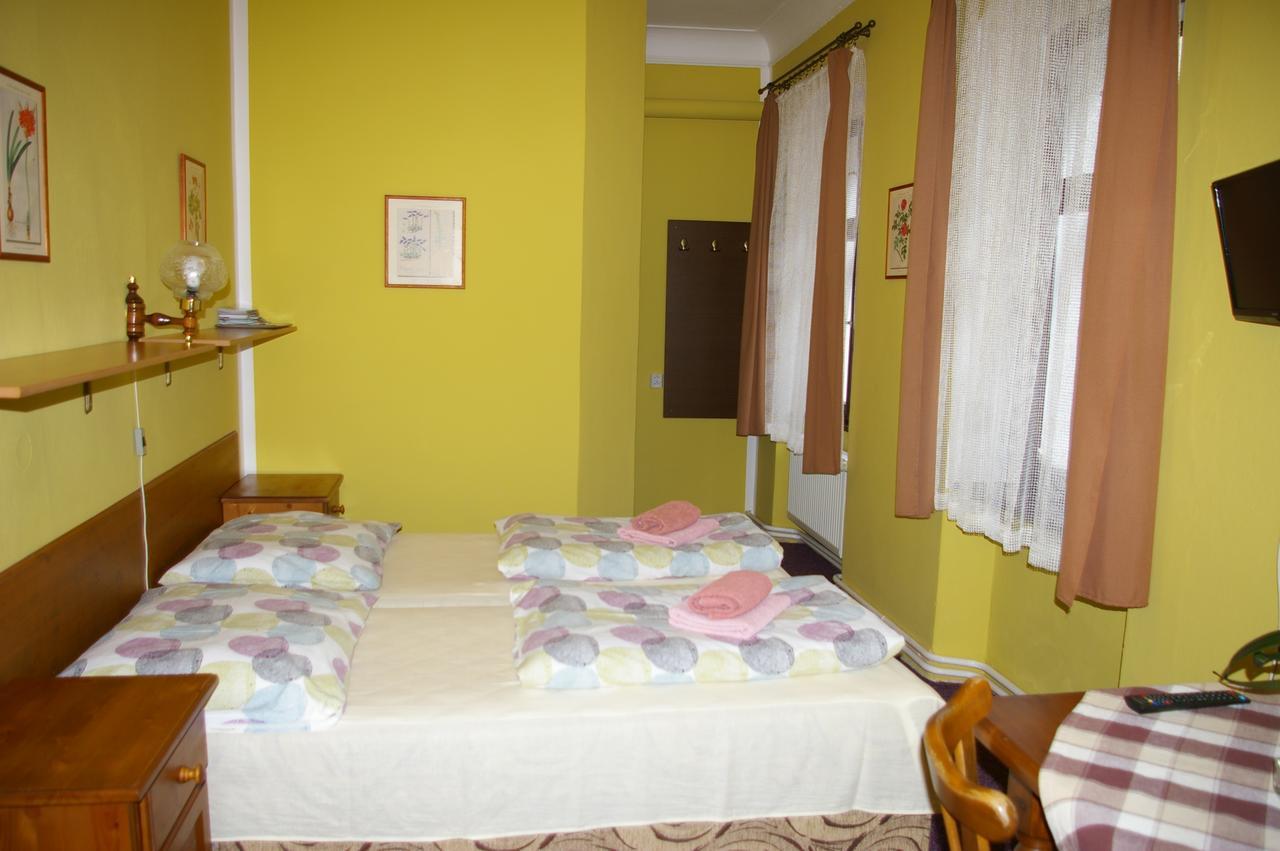 Penzion Koudela Ceska Kamenice Exterior foto