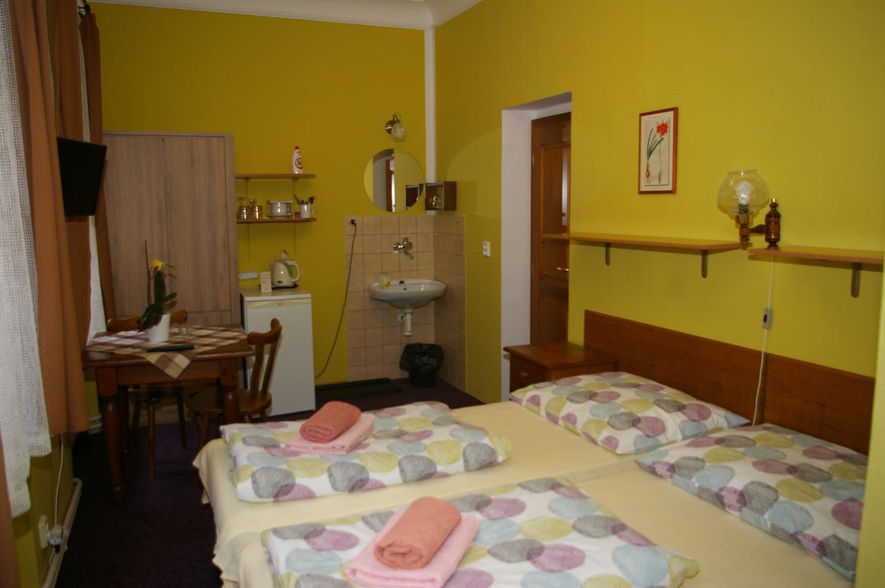 Penzion Koudela Ceska Kamenice Exterior foto
